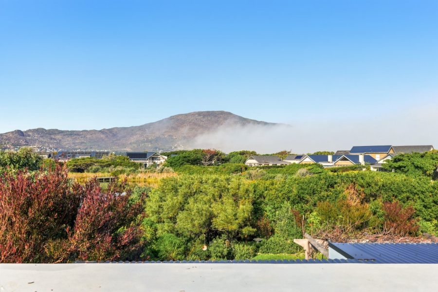 3 Bedroom Property for Sale in Lake Michelle Security And Eco Estate Western Cape